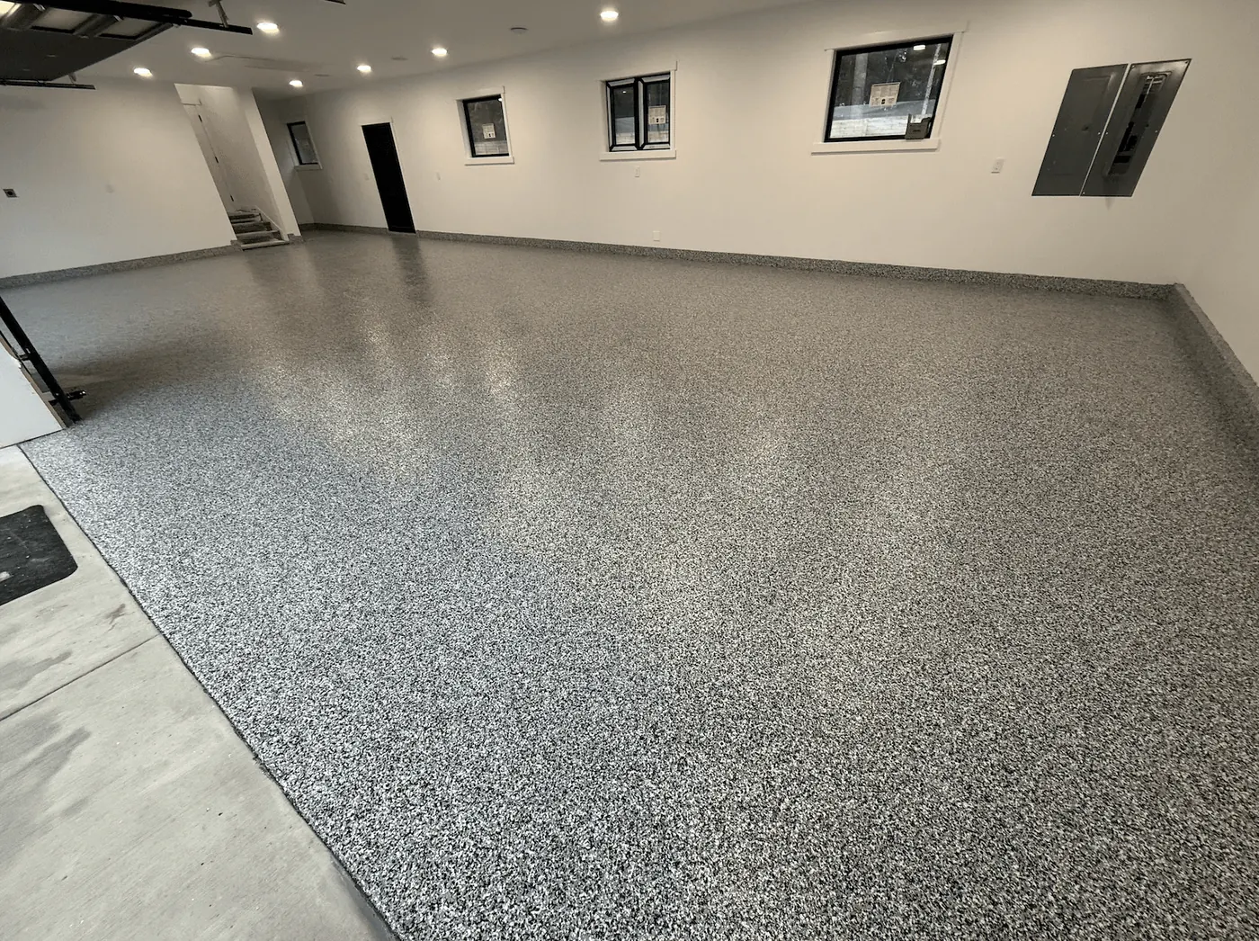 Residential Garage, Ash Flake &mdash; full-broadcast flake floor coating