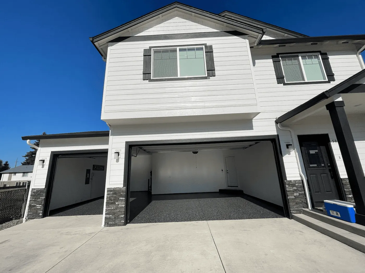Residential Garage, Charcoal Flake &mdash; full-broadcast flake floor coating