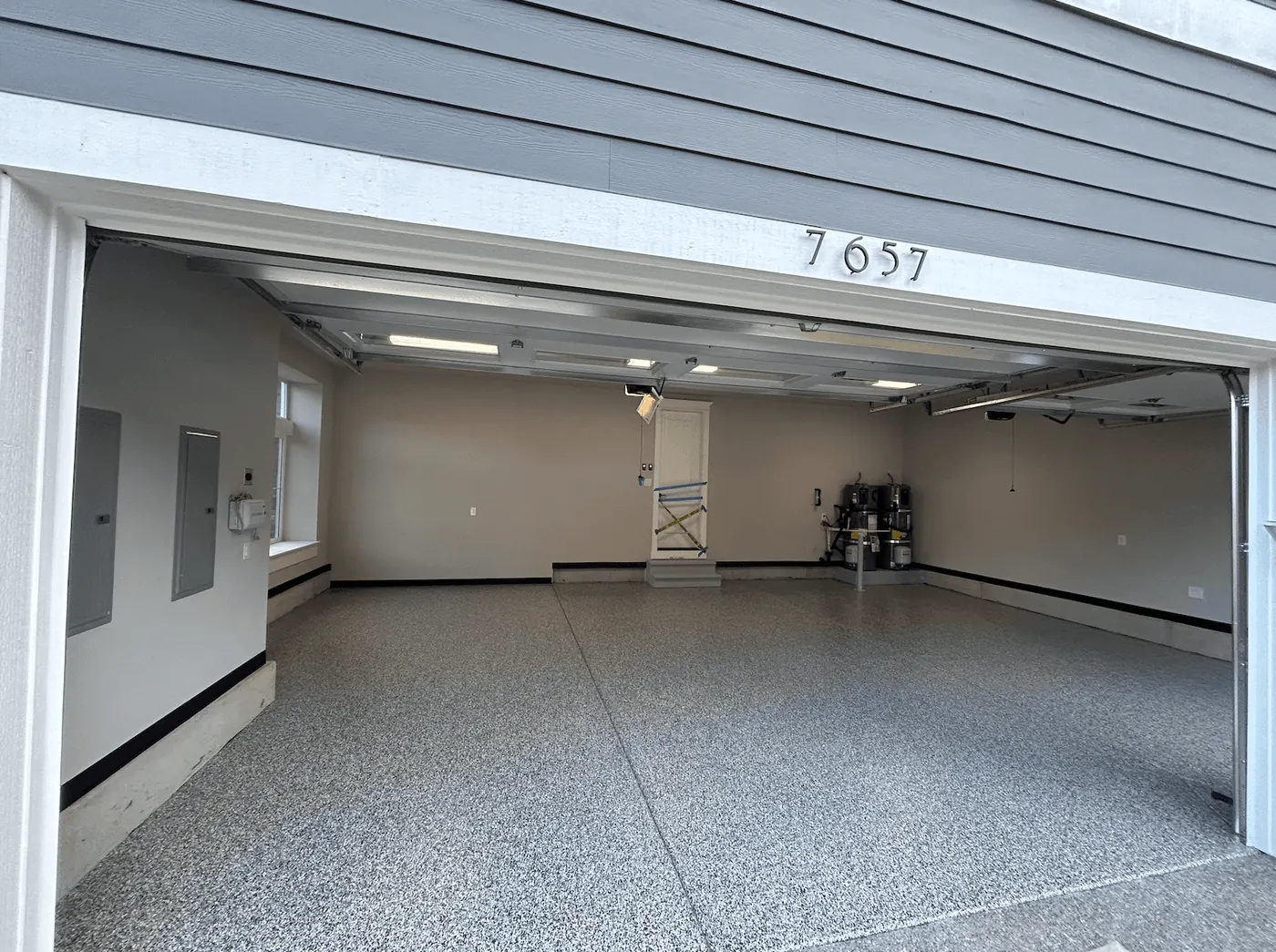 Residential Garage, Cloud Gray Flake &mdash; full-broadcast flake floor coating