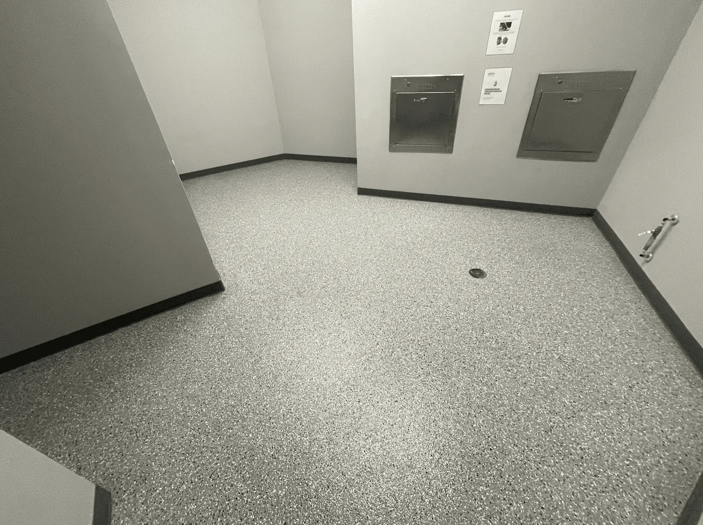 Residential Garage, Mist Gray Flake &mdash; full-broadcast flake floor coating