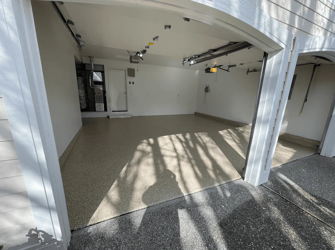 Residential Garage, Sandstone Flake &mdash; custom flake blend floor coating