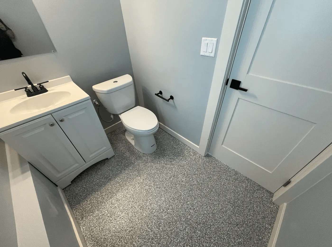Residential Bathroom, Gray Flake &mdash; full-broadcast flake floor coating